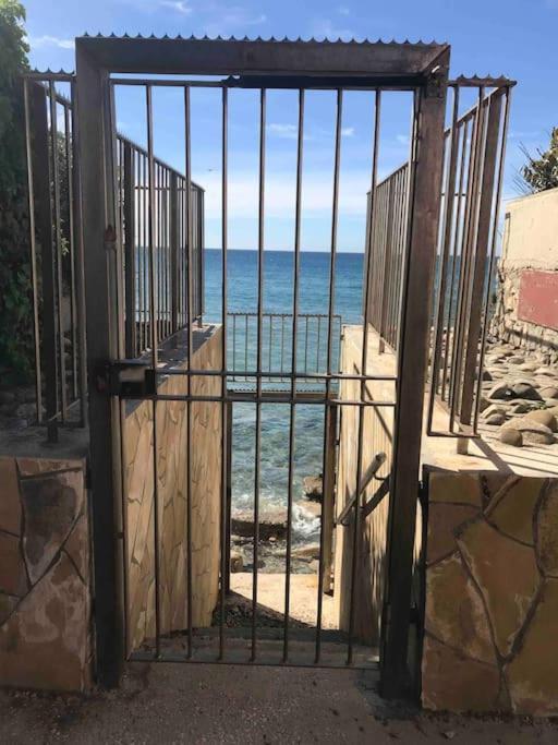 Les Pieds Dans L'Eau Διαμέρισμα La Seyne-sur-Mer Εξωτερικό φωτογραφία